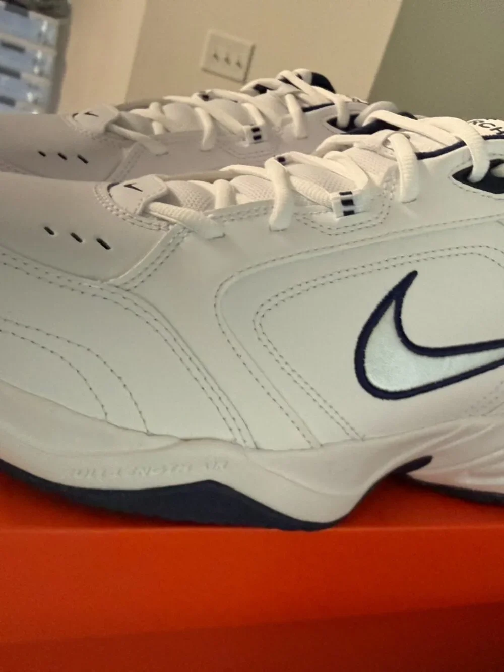 Nike Air Monarch IV White Navy Men’s Size 14 Training Sneakers